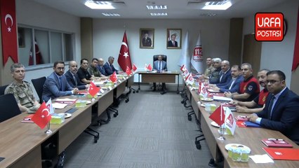 Şanlıurfa Valisi 112 Acil Çağrı Merkezi çalışanlarını ziyaret etti