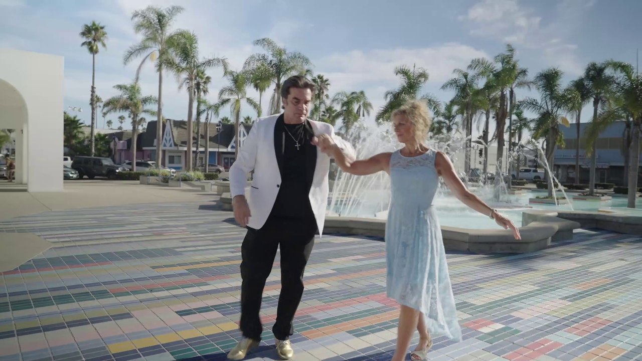 Music Video with Blue eyed Girl and Richie Spasoff