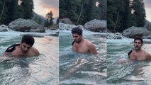 Kartik Aaryan Kashmir Lake First Time Ice Bath Video पर Public Funny Reaction Viral | Boldsky