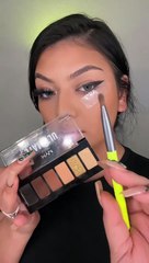 Black and gold cat eye tutorial