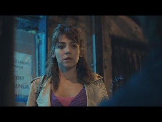 Mujer - Ceyda oculta la verdad a Emre “Ahora te lo digo yo, Arda no es hijo tuyo”