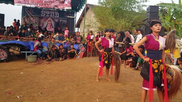 Traditional dance | Reog Indonesia | local Genius | art |