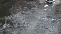 Las inundaciones en Nueva York causan graves atascos y convierten las carreteras en ríos