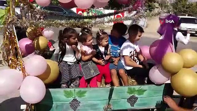 Fêtes des vendanges organisées dans le village de Kırklareli Kızılcıkdere