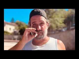 VIDEO: "Je voyais ma vie m'échapper" : Chicandier fou de sa femme, une belle brune... après un premi