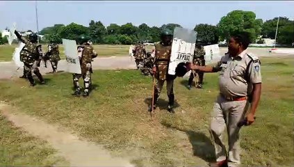 विधानसभा चुनाव: पुलिस अधिकारी- कर्मचारियों को दिया प्रशिक्षण