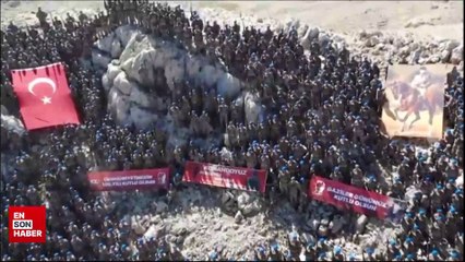 Mehmetçikten Davraz Dağı'na zirve tırmanışı: Marş okudular