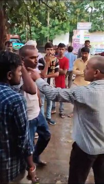 Farmers' uproar in Satna Mandi