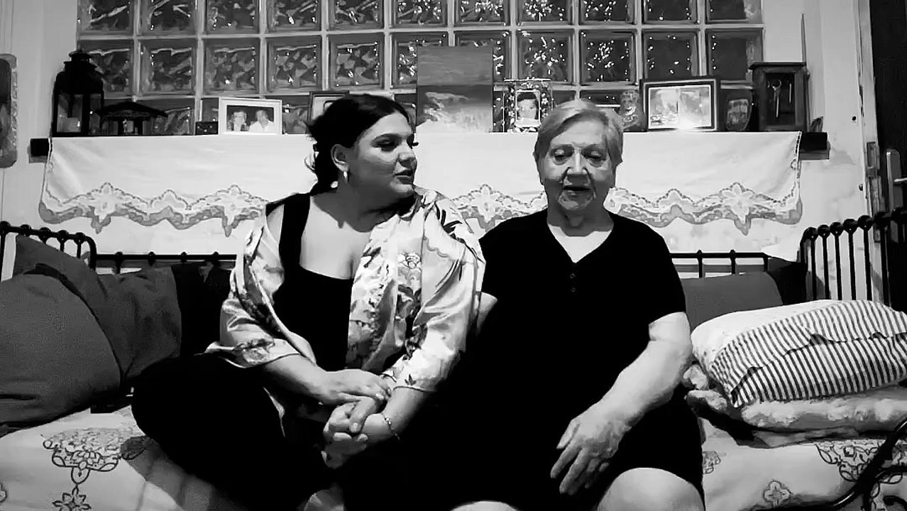 Μπάρκα: «Ραγίζει καρδιές» το βίντεο με τη γιαγιά της και η αφιέρωσή τους στον παππού της που δεν ζει