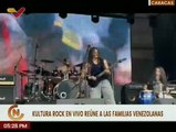 Ciudadanos asisten y apoyan el Concierto Kultura Rock en vivo en la Plaza de Los Museos