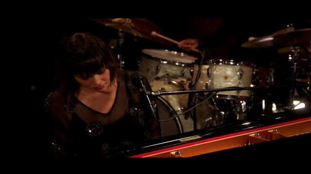 NORAH JONES — Flipside | NORAH JONES: Live At Ronnie Scott's