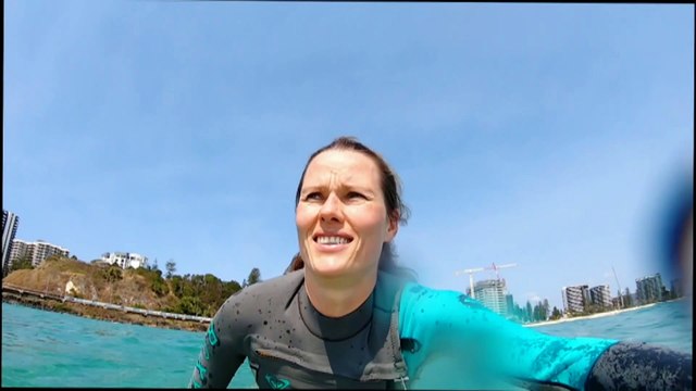 Veteran ballerina swaps pointe shoes for point breaks