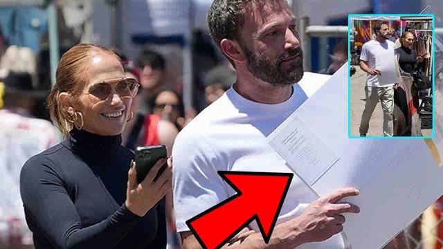 Bennifer 2.0 is still going strong! Today, Ben Affleck and JLo came out of the marriage bureau