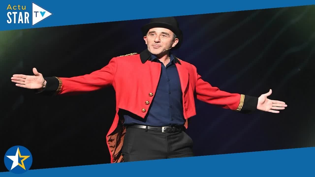 "A peine…" : Elie Semoun fait le point très franchement sur sa vie amoureuse