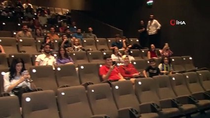 "Kalp Estetiği" film oyuncuları Ceylan Karavil Park'ta izleyici ile buluştu