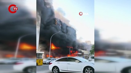 Suudi Arabistan’da otel alev alev yandı