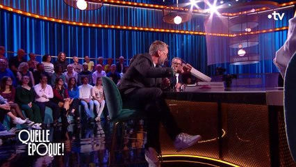 "Même Laurent Delahousse a l'air modeste à côté d'Emmanuel Macron"