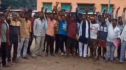 जमुई: कई मुद्दों को लेकर ई -रिक्शा चालकों ने किया प्रदर्शन, जानिए क्या है वजह