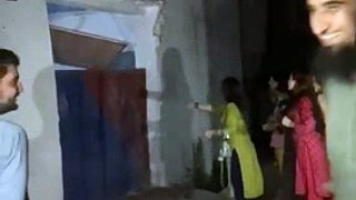 KPK Police: Attack of She -male on Police Station