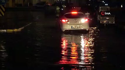 Des maisons et des lieux de travail inondés à cause de fortes pluies à Yozgat
