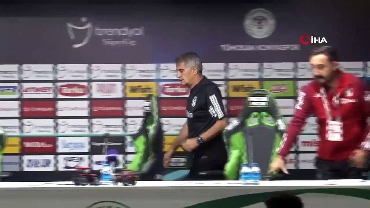 Il a ouvert la bouche et fermé les yeux ! Şenol Güneş n'a pas arrêté de parler au diffuseur