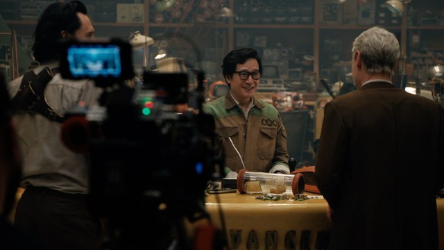 Ke Huy Quan Loki Featurette