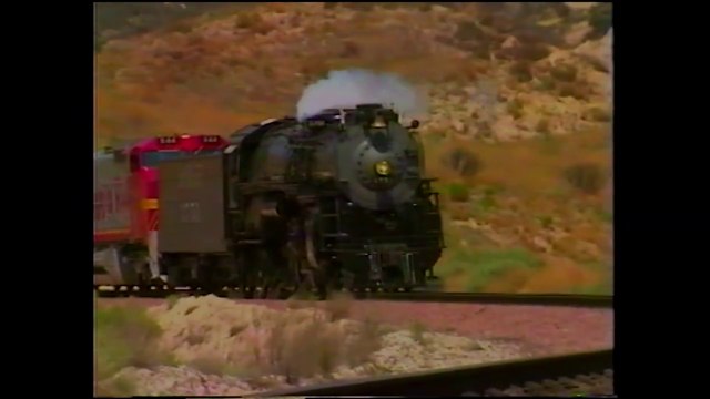 Santa Fe 3751 - Symphony in Steam