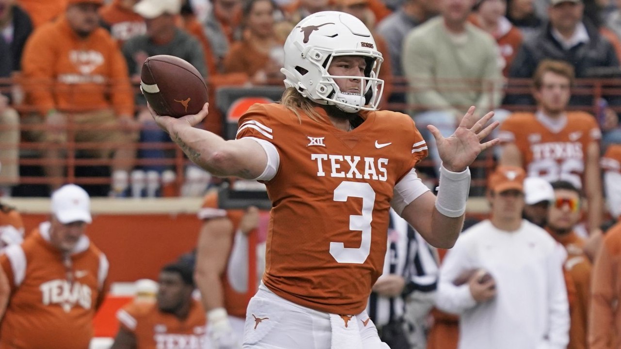 Texas Longhorns Dominate Kansas Jayhawks in Big 12 Matchup