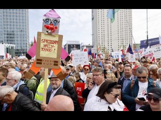VIDEO: Un million de Polonais manifestent contre leur gouvernement