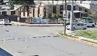 Meksika'da kilisenin çökme anı