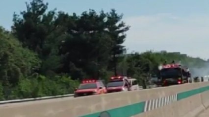 경기 광주시 제2중부고속도로 트럭 화재...귀경길 정체 / YTN