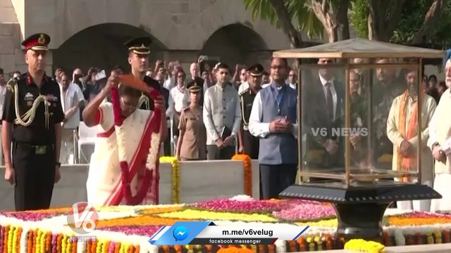 Gandhi Jayanti 2023 _ Draupadi Murmu Pay Tributes To Mahatma Gandhi At Rajghat _ V6 News