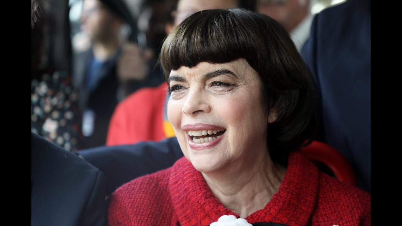 Confinement : Mireille Mathieu au plus mal, elle se confie