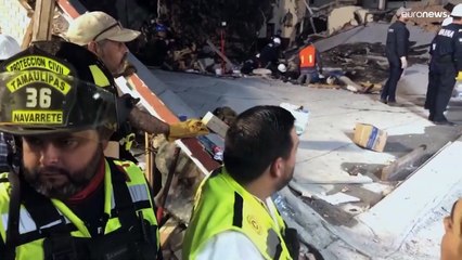 شاهد: قتلى وجرحى بعد انهيار سقف كنيسة في المكسيك وسباق مع الزمن للبحث عن ناجين