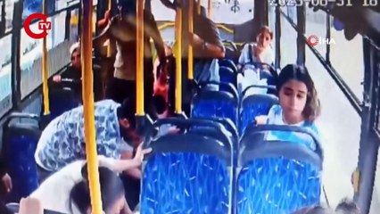 Kavga eden yolculardan ikisi de kalp krizi geçirdi; biri öldü