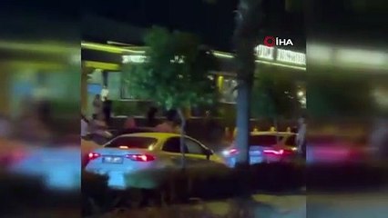 Adana'da restoran önünde polise zorluk çıkaran 2 kişi tutuklandı