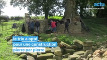 Depuis cinq ans, ils restaurent un manoir en ruine près de Fougères en Bretagne