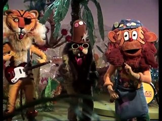 Animal Kwackers (1975) S03E10 - Monkeys