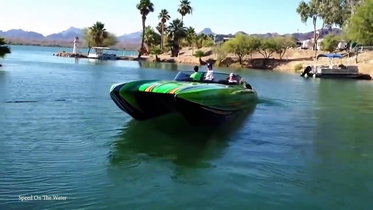15 FASTEST Boats Ever Made