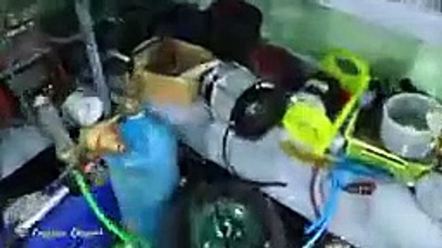 DIY Electric Bike 40km-h Using 350W Reducer Brushless Motor_144p