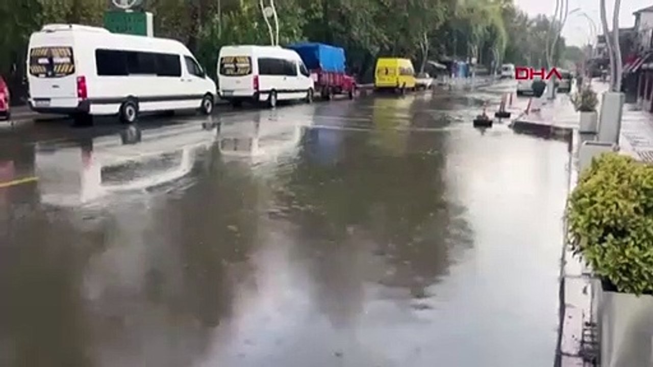 Des maisons et des lieux de travail ont été inondés à la suite de fortes pluies à Bartın