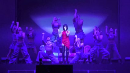 Valencia baila al ritmo de Aitana