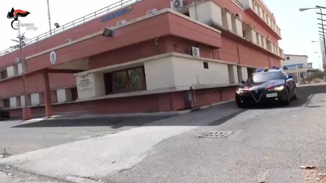 Migranti sfruttati e sottopagati nel Metapontino, 10 arresti