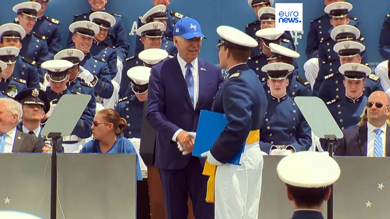 Wie alt ist zu alt? Die Debatte über die Altersgrenze in der Politik