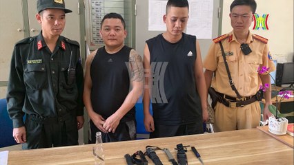 Công an thu giữ nhiều "hàng nóng" qua kiểm tra hành chính