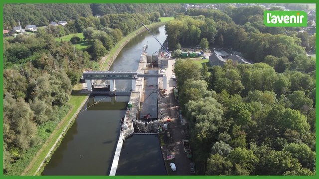 Des dizaines de bateaux toujours coincés à l'écluse de Auvelais