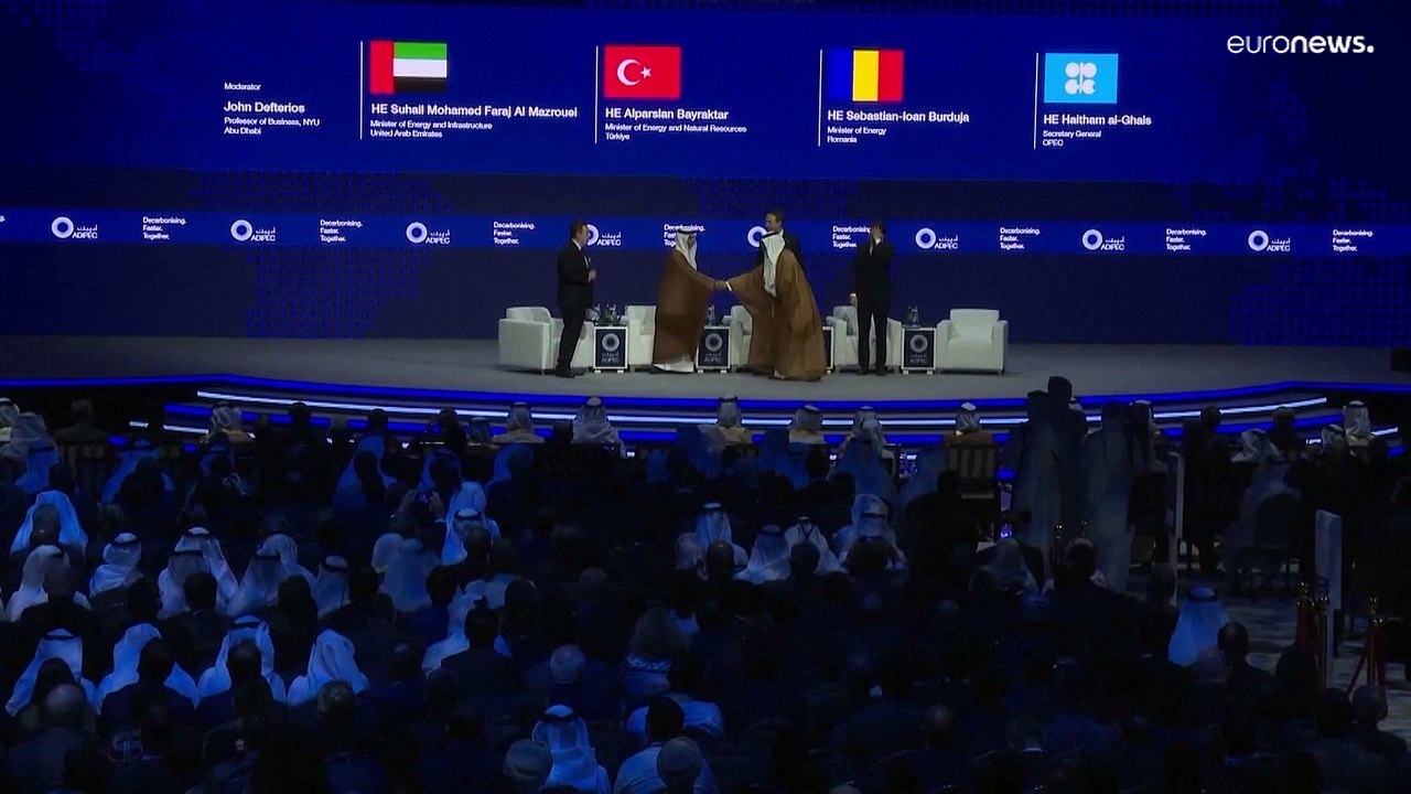الإمارات تسعى إلى جعل "كوب 28" مؤتمراً صديقاً للوقود الأحفوري