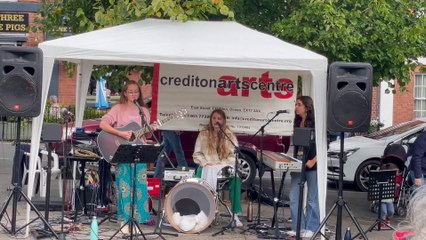 Young Singers at Crediton Green Fair