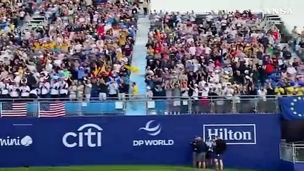 Ryder Cup, al via la seconda giornata: tifo e cori da stadio al Marco Simone