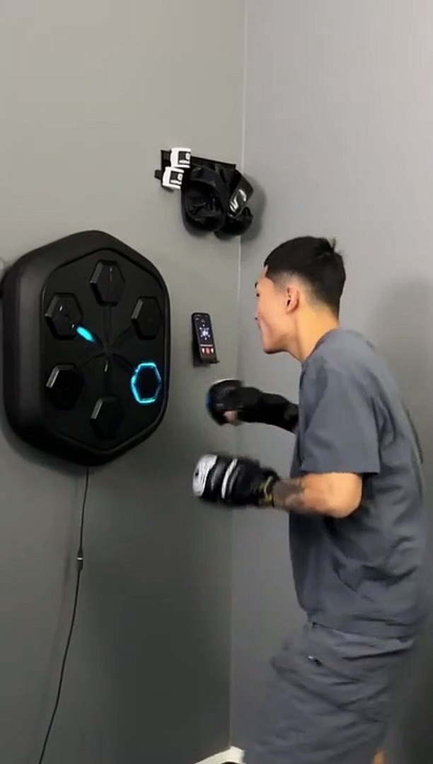 Así es la sorprendente máquina de boxeo musical de  que arrasa en  TikTok - Vídeo Dailymotion